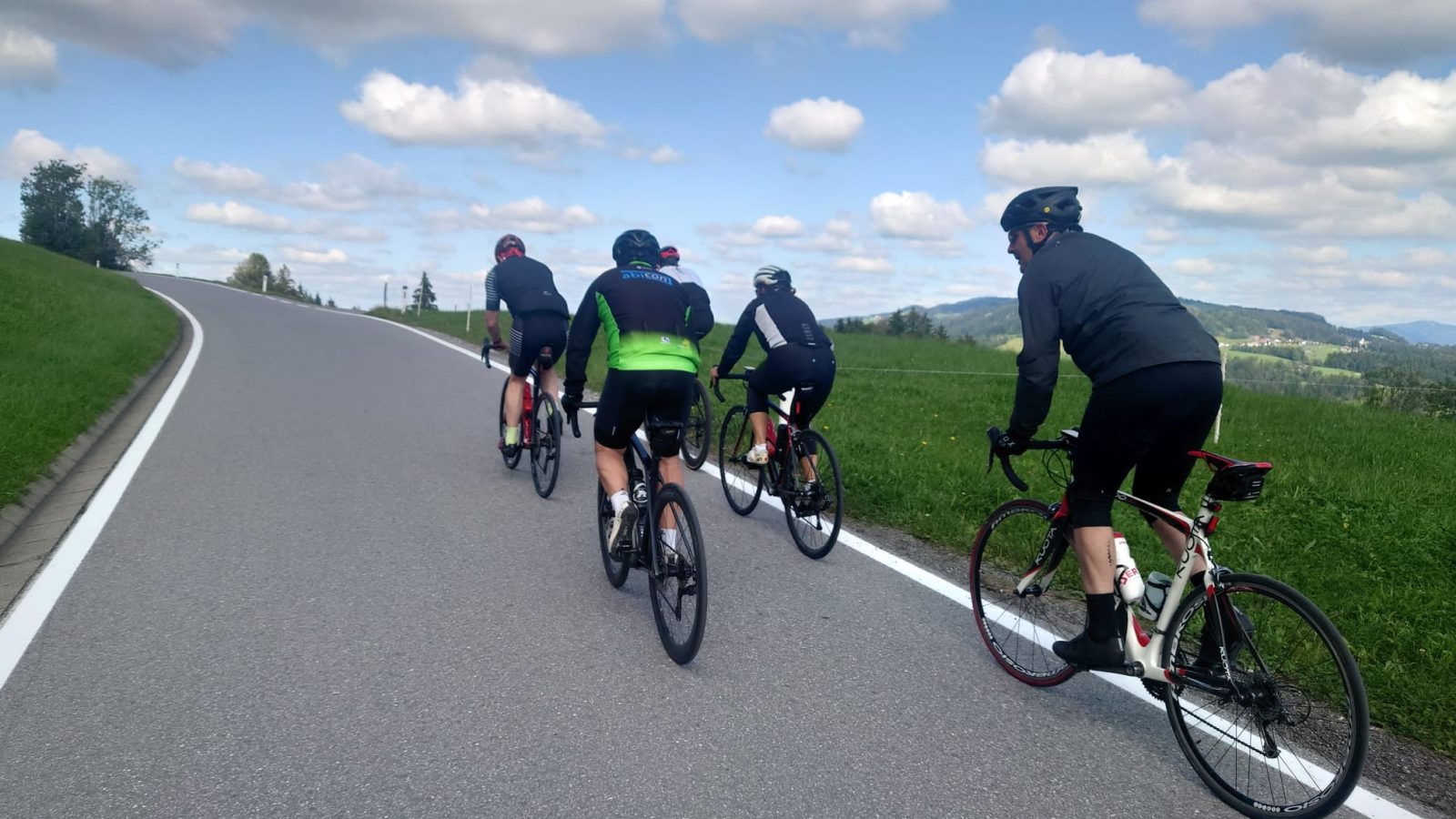 Road cycling weekend in Wolfurt: fickle weather, plenty of passion